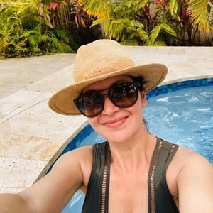 Meet your Posher, Sandra